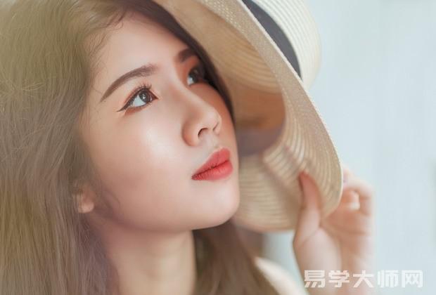 四种命苦福薄的女人面相，看看有你吗？